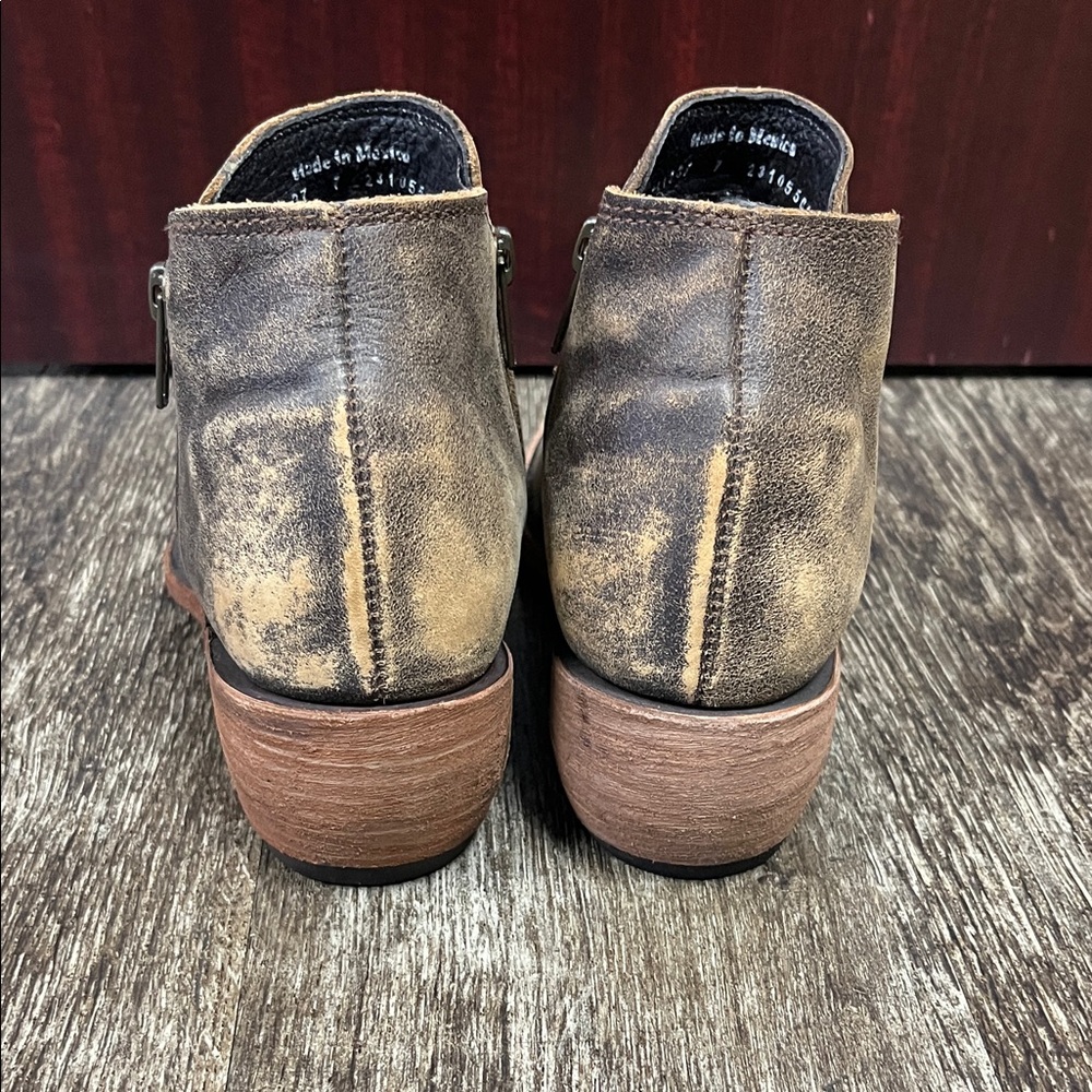 Liberty Black Womens Antique Tan Ankle Boots LB711137 size 7 LIKE NEW! - Picture 2 of 4